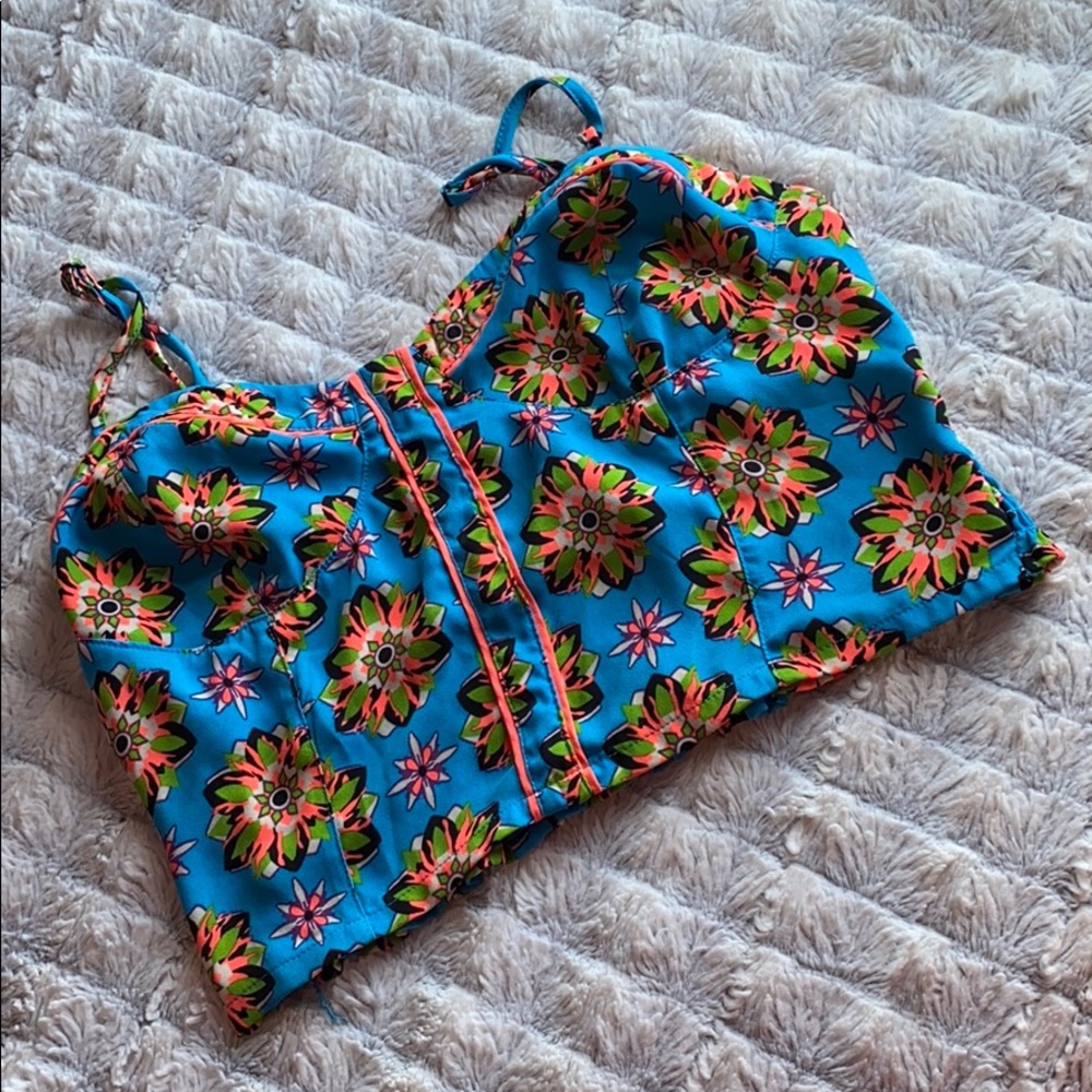 Tropic blue crop top🦋🌸